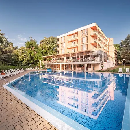 Отель Gloria 3*